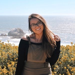 Meet your Posher, Amacia